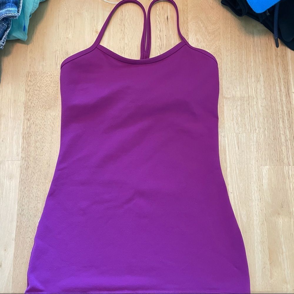 Women’s LuluLemon Purple Power at tank top size 4 shirt